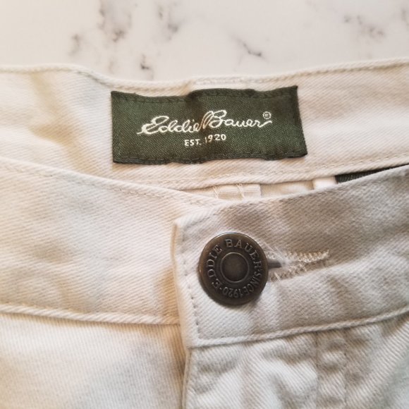 Eddie Bauer - Size 10 Flat Front Shorts - Picture 2 of 7